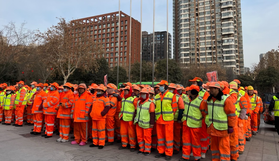 2018 年众联同盟会情系环卫工，温暖筑希望